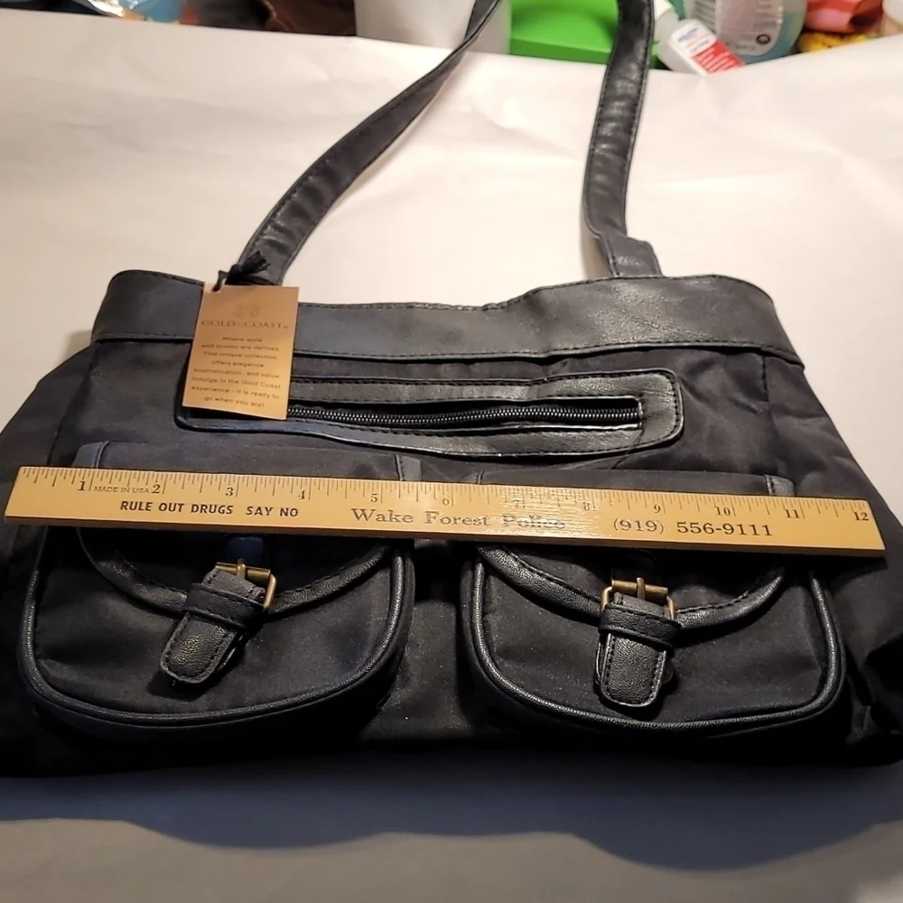 Women's Gold Coast Pocketbook NWT